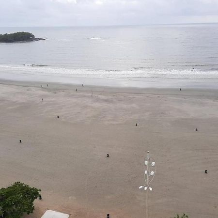 Apto 3 Quartos No Centro A Beira Mar Балнеариу-Камбориу Экстерьер фото